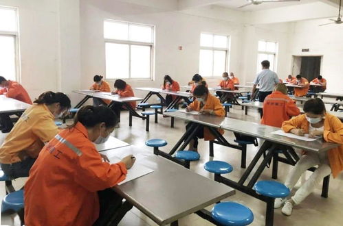 輝創(chuàng)重工深化職業(yè)技能培訓(xùn)，打造高素質(zhì)團(tuán)隊(duì)助力企業(yè)高質(zhì)量發(fā)展